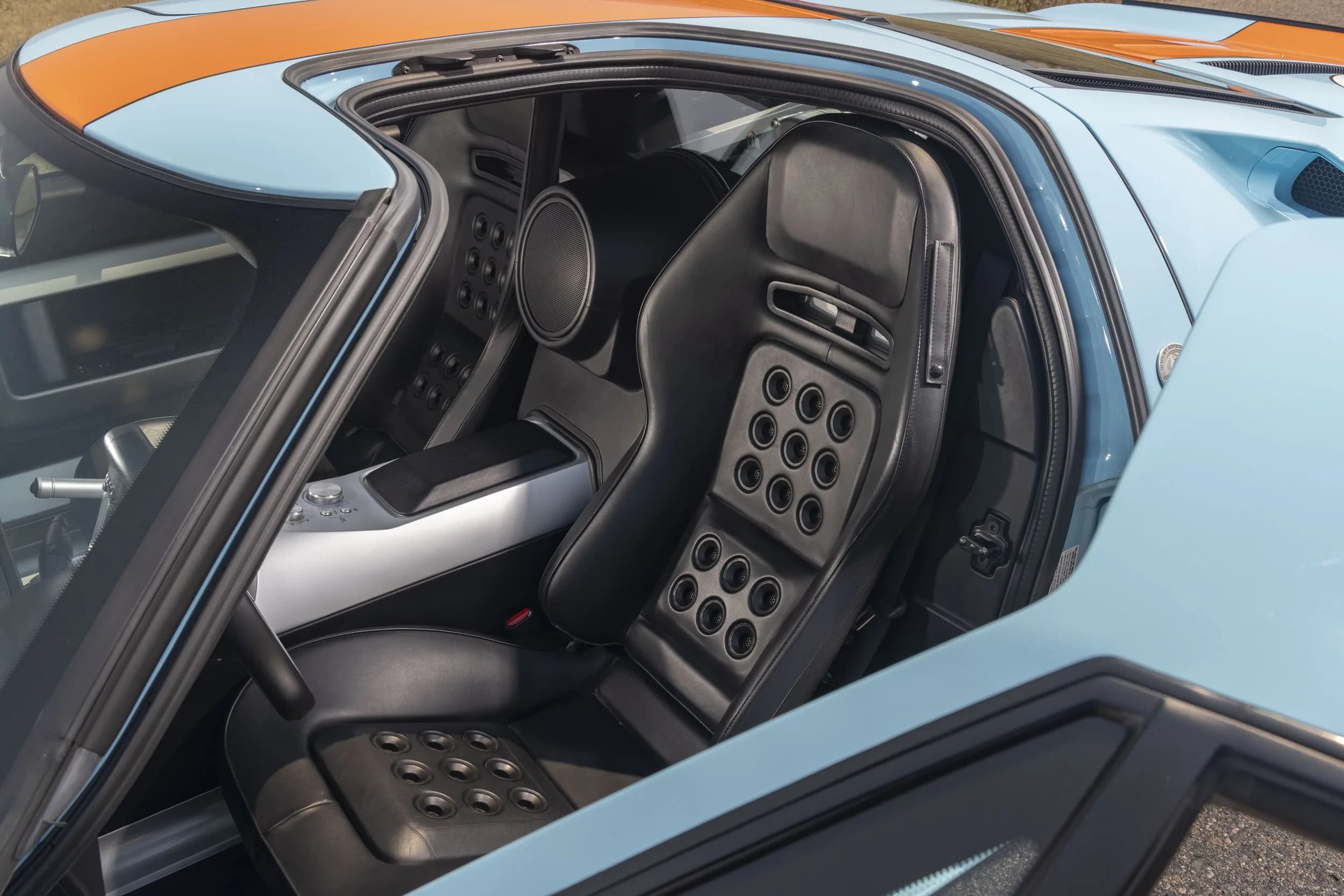 Ford GT Heritage Edition cabin and cockpit